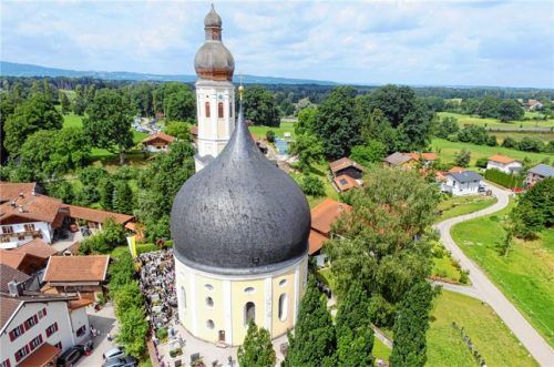 Rosenheimer Rundkirche feiert Jubiläum: Bekenntnis zu Heimat und Glauben