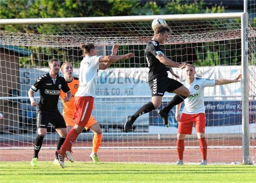 Torreiches erstes Testspiel:

1860 Rosenheim besiegt

Wacker Burghausen 4:3