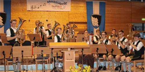 Zahlreiche Mitglieder der Nußdorfer Jugendkapelle haben das Musikerleistungsabzeichen bereits abgelegt, sie werden vom Nußdorfer Musikförderverein dabei unterstützt.Foto Steffenhagen