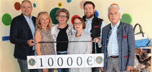 10000 Euro für Kinderschutzbund
