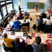 „Masterplan“ für 115 340 Lehrerstellen