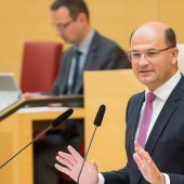 61-Milliarden-Paket abgesegnet