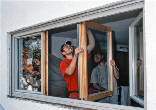 Attraktive Förderprogramme gibt es zum Beispiel für den Fenstertausch. Foto  VFF/Bayerwald Fenster Haustüren GmbH