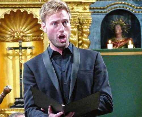 Benjamin Appl sang mit strömender Natürlichkeit Arien aus Bach-Kantaten. Foto Janka