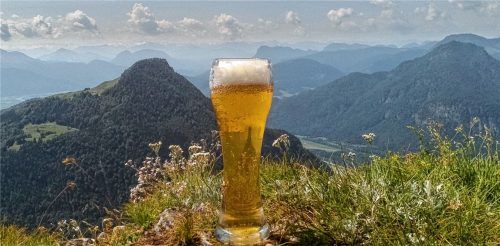 Das wohlverdiente Gipfelbier am Kitzstein