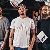 Django 3000: Eine wilde Party zum Auftakt