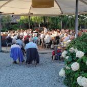 Musikalische Fernreise im Liegestuhl und mit kühlen Drinks