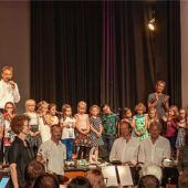 Fröhlich tickte die musikalische Jahresuhr im Mareissaal