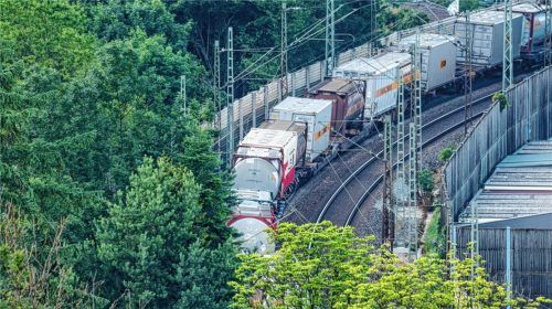 Ist der Ausbau von zwei auf vier Gleisen im Inntal tatsächlich notwendig? Kritiker der Planungen für den Brennerzulauf stellen das in Abrede. Foto Stephan