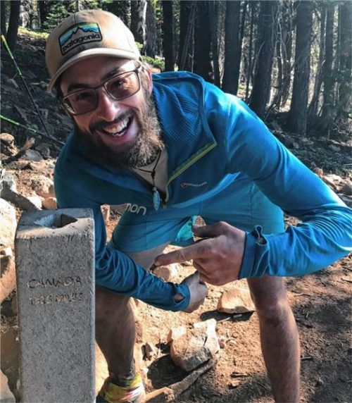 Meilenstein: Thomas Mayer am sogenannten „Halfway-Point“, der die Hälfte des „Pacific Crest Trails“ markiert. Foto re