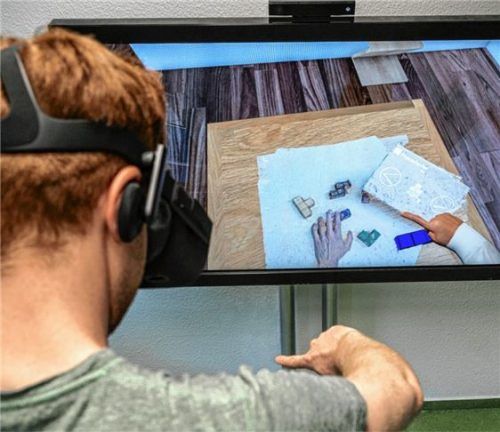 Mit der Mixed-Reality-Lösung vom Fraunhofer HHI lässt sich eine simulierte Welt in Echtzeit und in hoher Qualität mit der echten Welt verbinden. Foto Fraunhofer HHI