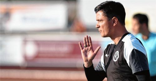 Mit ehrgeizigen Zielen in die neue Saison: Der 29-jährige Ogi Zaric ist der neue Trainer von 1860 Rosenheim. Foto  Ziegler