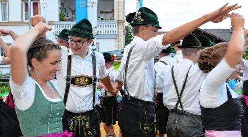 Rimstinger Dorfabend: Beste Stimmung nach kurzem Sturm