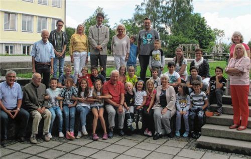 Rotaryclub Rosenheim spendet für Kindergartenverein