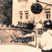 <p>1935 wurde mit Adele Sandrock ein Film gedreht – eine der Außenaufnahmen entstand vor der Apotheke.</p>