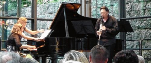 Auch Tango stand auf dem Programm: Pianistin Silke Avenhaus und Klarinettist Reto Bieri. Foto Füchtner