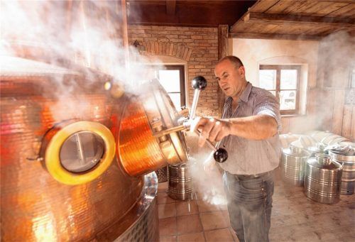 Durch einen glücklichen Zufall kam Oliver Lange an seine Holstein-Brennanlage. Ihren Anblick genießt er jeden Tag, aber außer ihm sollte da niemand Hand anlegen.Fotos privat