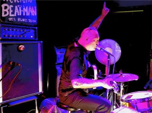 Ein-Mann-Band mit Energie für drei: „Reverend Beat-Man“.