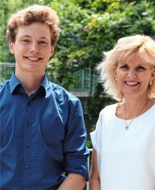 Gedankenaustausch vor dem Flug in die USA: Alwin Wagner und die Bundestagsabgeordnete Daniela Ludwig.Foto re