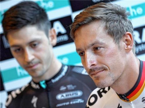 Gemeinsam bei der Vuelta: Der Samerberger Marcus Burghardt (rechts) und Emanuel Buchmann, der als Teamkapitän in Spanien fungiert.Foto dpa