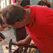 <p>Kinderschmieden mit Lisa-Marie Kollmannsberger.</p>
