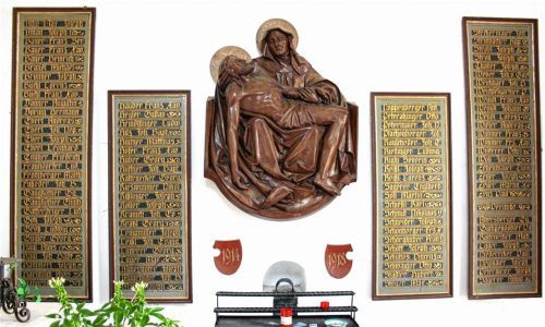 Kriegerdenkmal von 1921 in der heutigen Kriegerkapelle in St.Veit.Fotos jaw