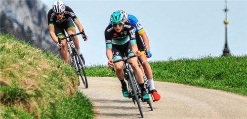 Sven Zurawski (vorne) wurde bei der längsten Etappe Zweiter.