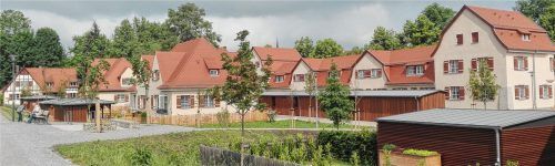 25 Jahre wurde saniert, jetzt präsentiert sich die Werkssiedlung in Kolbermoor in all ihrer Schönheit der breiten Öffentlichkeit.Foto stadt Kolbermoor