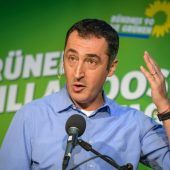 Noch ein Pfeil Richtung CSU: Die Grünen können auch Bierzelt