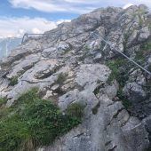 Achtjährige stirbt nach Klettersturz