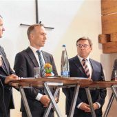 30 Jahre für die Menschen