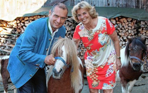 Christa Clarin vermittelt fünf Ponys ein neues Zuhause