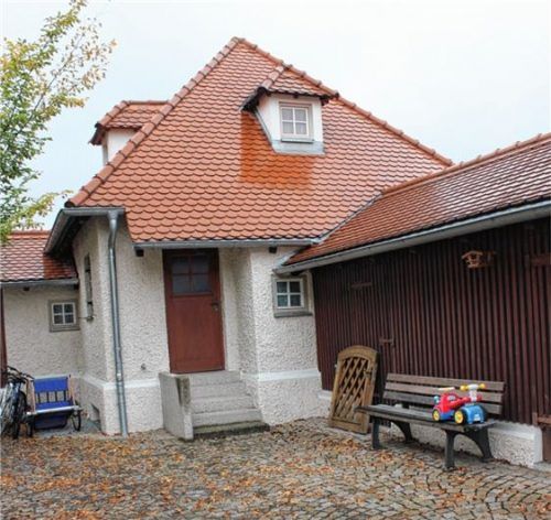 Das kleinste Haus in der gesamten Arbeitersiedlung grenzt an die Kolbermoorer Straße an.
