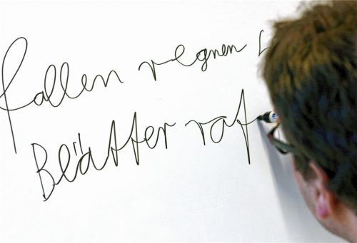 Funktionale Analphabeten: 7,5 Millionen Menschen der erwerbsfähigen Bevölkerung in Deutschland können nicht richtig lesen und schreiben. Foto dpa