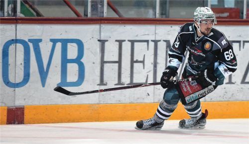 Heimpremiere: Tom Pauker spielte schon in der DNL-Mannschaft ein Jahr für die Starbulls Rosenheim und trägt nun wieder den grün-weißen Dress.Foto Ziegler