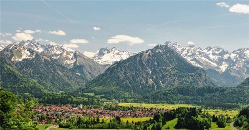 Panoramablick auf Oberstdorf. Foto  Tourismus Oberstdorf / Michael Monschau