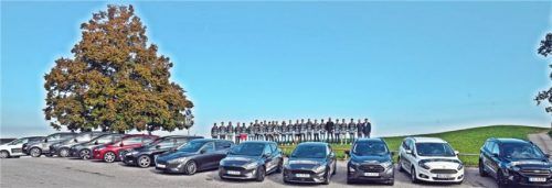 Starbulls-Eishockeyspieler fahren auf

Autos von Freilinger & Geisler ab