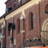 AfD-Plakate vor der Kirche dürfen hängen bleiben