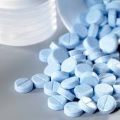 Von Potenzpille bis Penisspritze: So wirken Tabletten & Co.