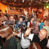 200 feiern beim Schupfafest