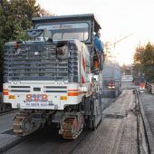 Neue Deckschicht für Kochelsee- und Schlierseestraße