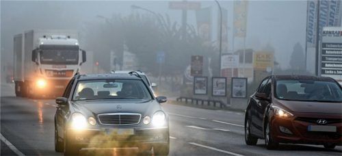 Auch wenn es schwerfällt: Jetzt müssen sich Autofahrer auf herbstliche Straßenverhältnisse einstellen. Foto  Tüv Süd/Conny Kurz