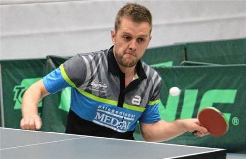 Der neu in das Team gekommene Walter Graßl blieb sowohl im Doppel wie später auch im Einzel sieglos. Foto Erlich