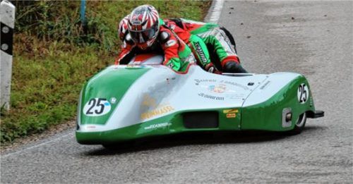 Gesamtsieger: Thomas Stippel mit seinem Renngespann.