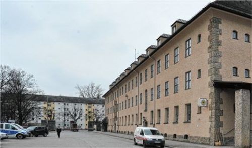 Grundstück mit Potenzial: Das Gelände der ehemaligen Kaserne an der Burgfriedstraße in Rosenheim wird von der Bundespolizei genutzt. Foto Schlecker