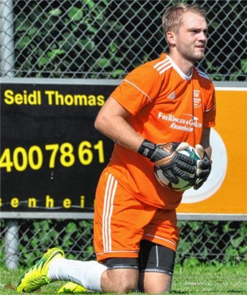 Hielt zuletzt zweimal seinen Kasten sauber: Westerndorfs Torhüter Simon Rott.Foto Neumeier