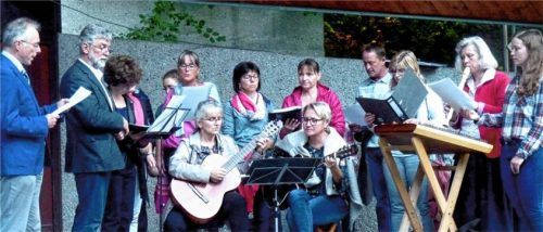 Im Stadtpark spielte die Schwindkirchner Rhythmusgruppe einfühlsame Stücke.