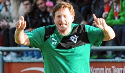 Klaus Seidel dirigiert ab sofort nicht mehr die Landesliga-Fußballer des SB/DJK Rosenheim. Er sagt: „Meine Grenzen waren erreicht.“ Foto Ziegler