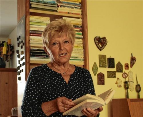 Sie wird nie müde, sich ehrenamtlich einzusetzen: Erika Fischer vom Seniorenbeirat. Das „Zusammen ist man weniger allein“ für ältere Leute, das sie auf die Beine gestellt hat, soll vor Vereinsamung schützen.Foto hsc/Archiv