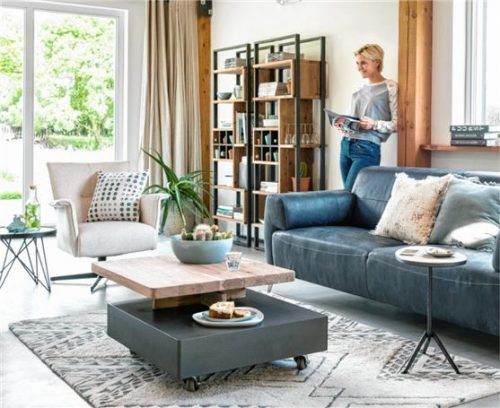 Sofas und Sessel müssen nicht immer die gleiche Farbe haben. Foto djd/HABUFA Meubelen B.V.